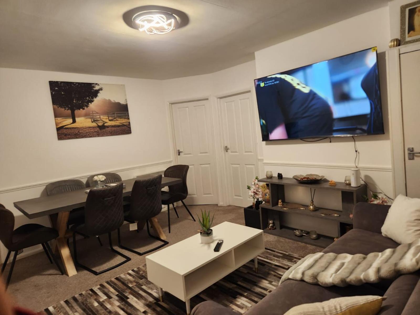 Dmltd Apartment Нортхамптън Екстериор снимка
